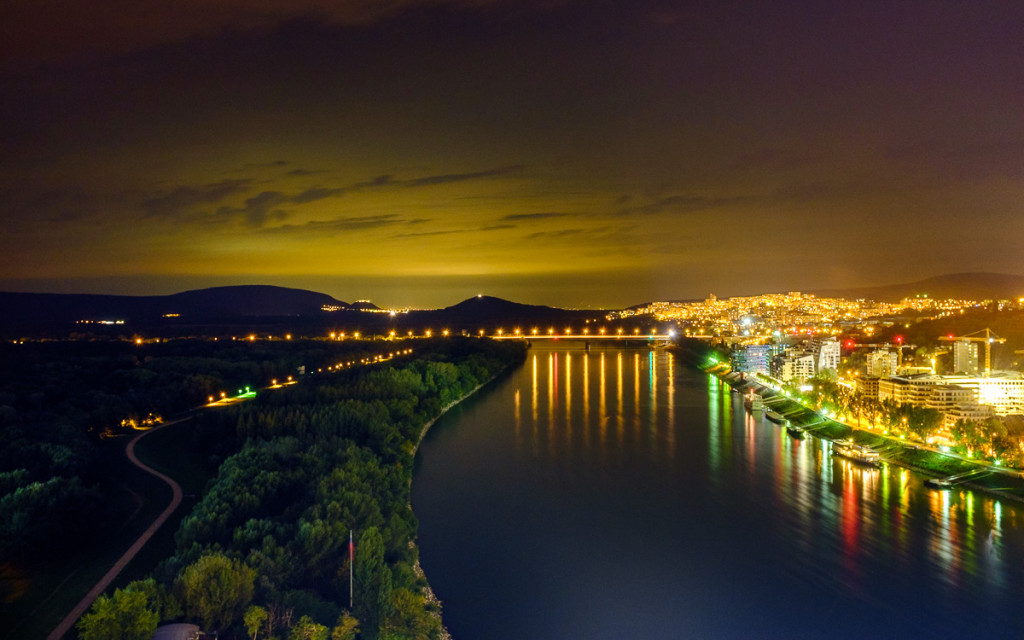 Overlooking the Donau